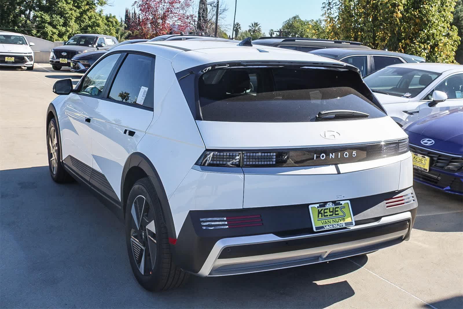 Thumbnail: 2026 Hyundai Ioniq 5 - 7