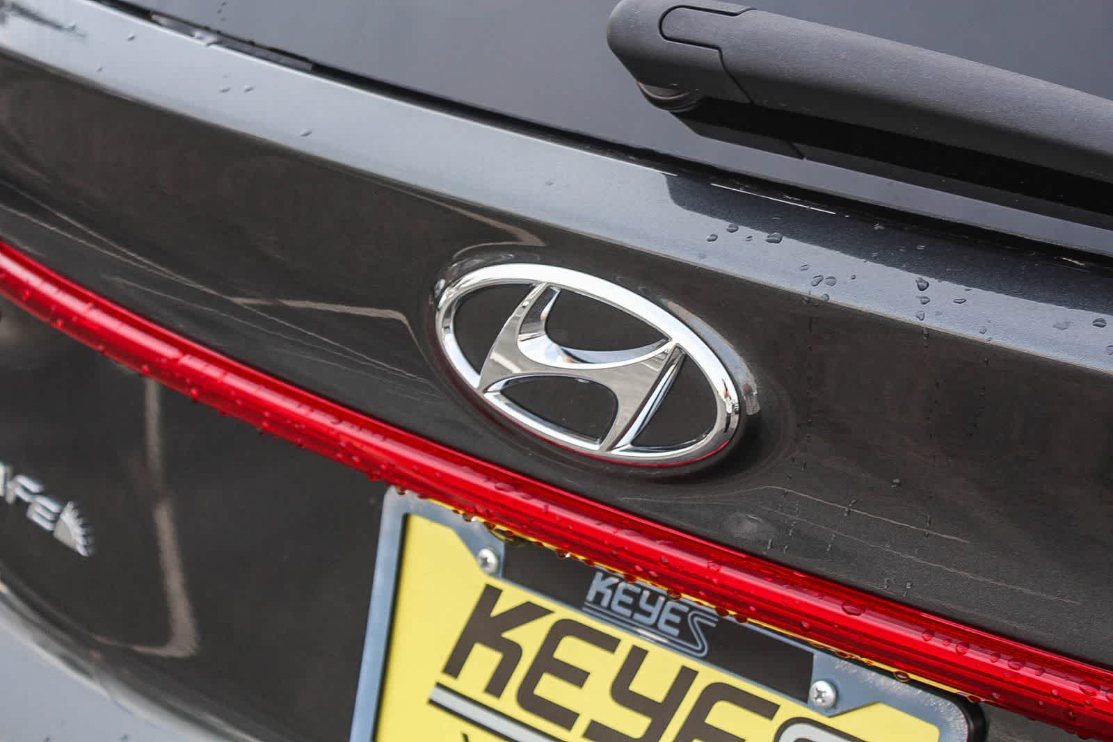 Thumbnail: 2023 Hyundai Santa Fe - 11