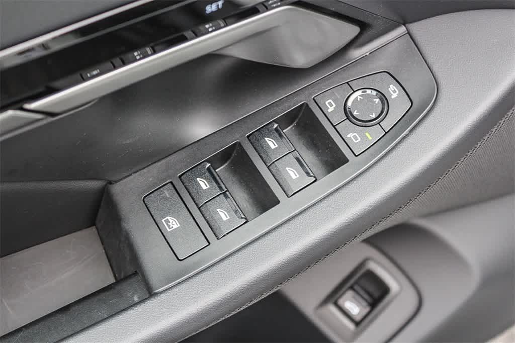 Thumbnail: 2024 BMW 5 Series - 20