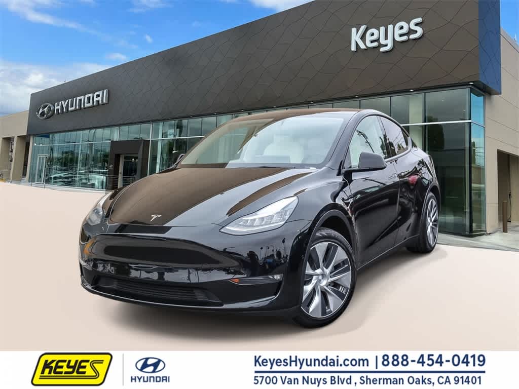 2021 Tesla Model Y Standard Range -
                  Van Nuys, CA