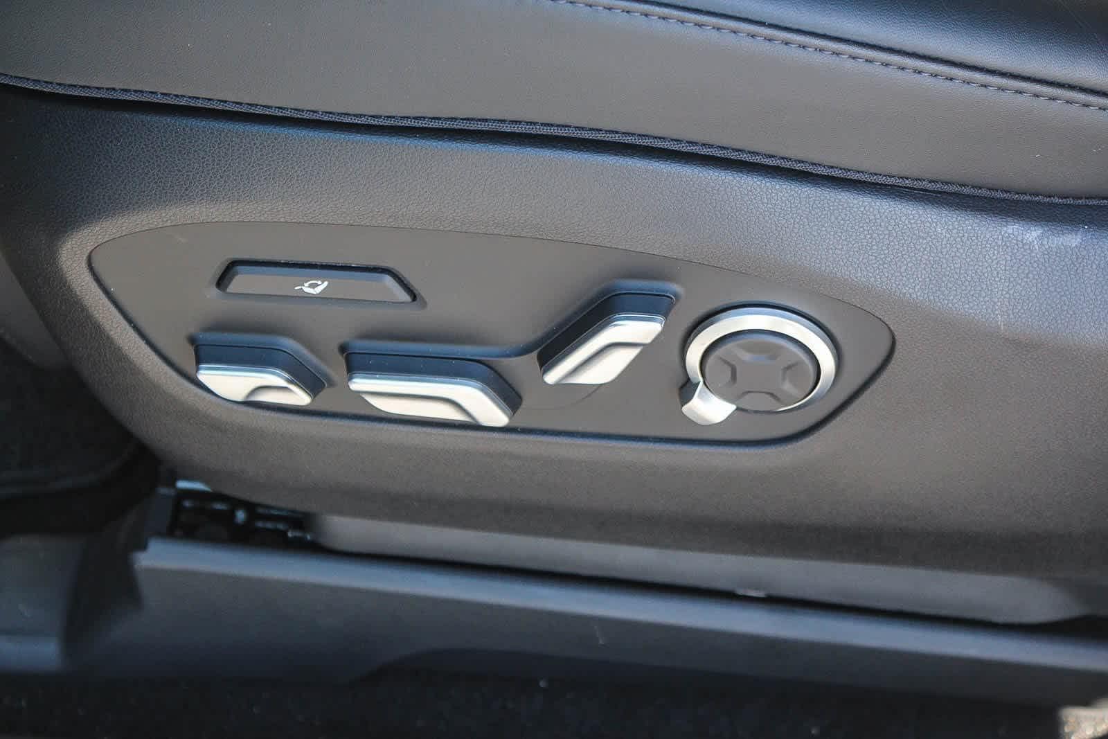 Thumbnail: 2026 Hyundai Ioniq - 28