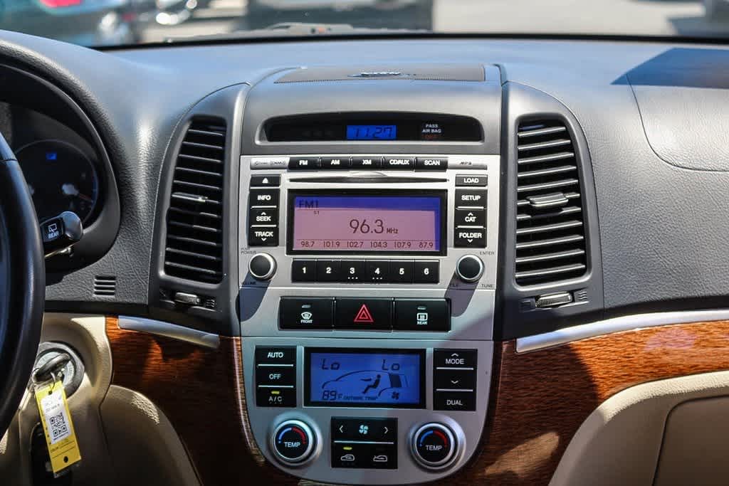 Thumbnail: 2009 Hyundai Santa Fe - 14