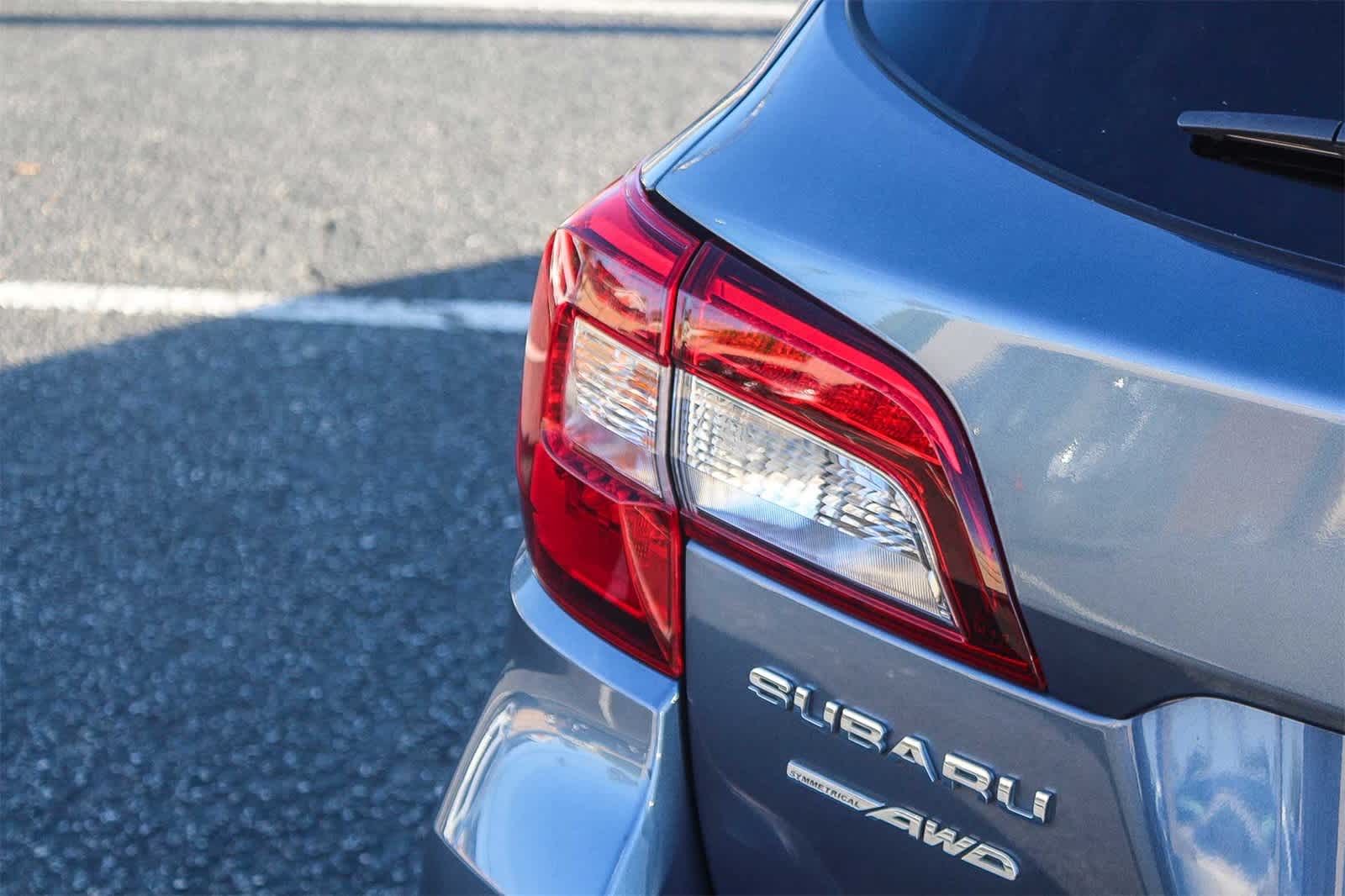 Thumbnail: 2017 Subaru Outback - 8