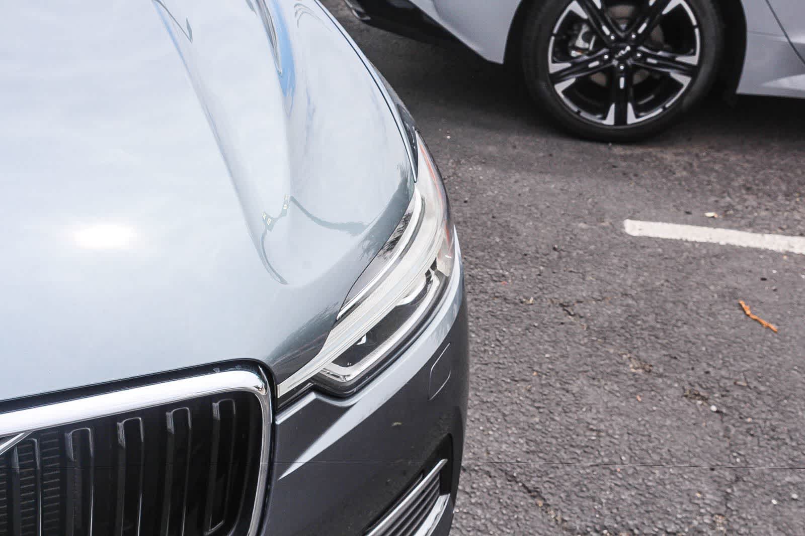 Thumbnail: 2018 Volvo XC60 - 14