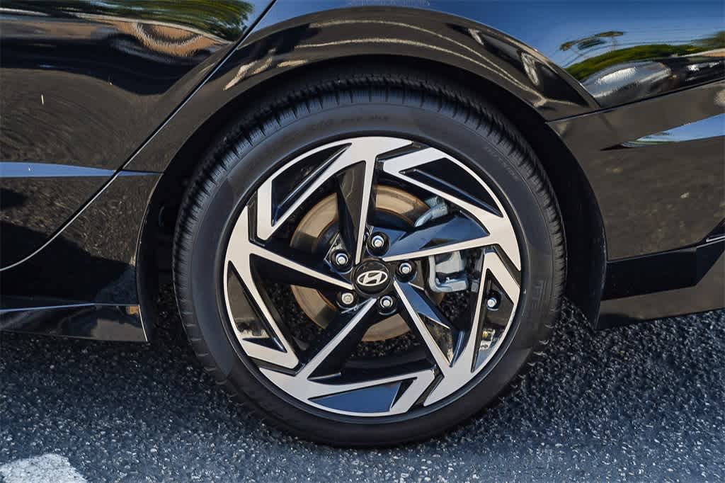 Thumbnail: 2024 Hyundai Sonata - 13