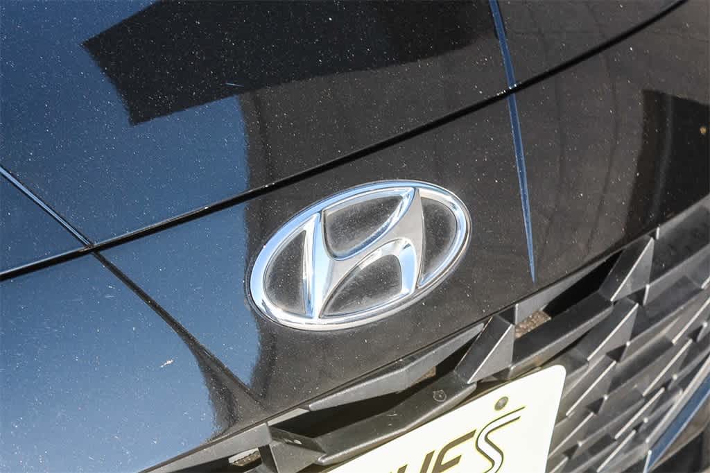 Thumbnail: 2023 Hyundai Elantra - 11