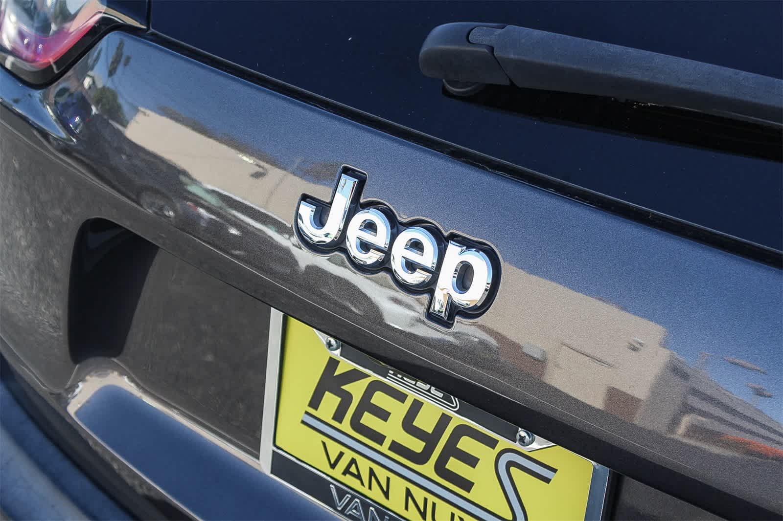 Thumbnail: 2019 Jeep Cherokee - 9