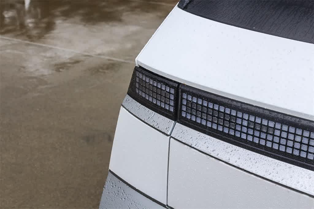 Thumbnail: 2026 Hyundai Ioniq 5 - 8