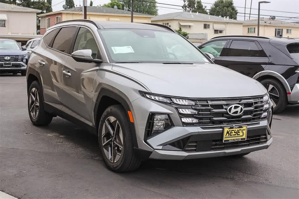 Thumbnail: 2025 Hyundai Tucson - 3