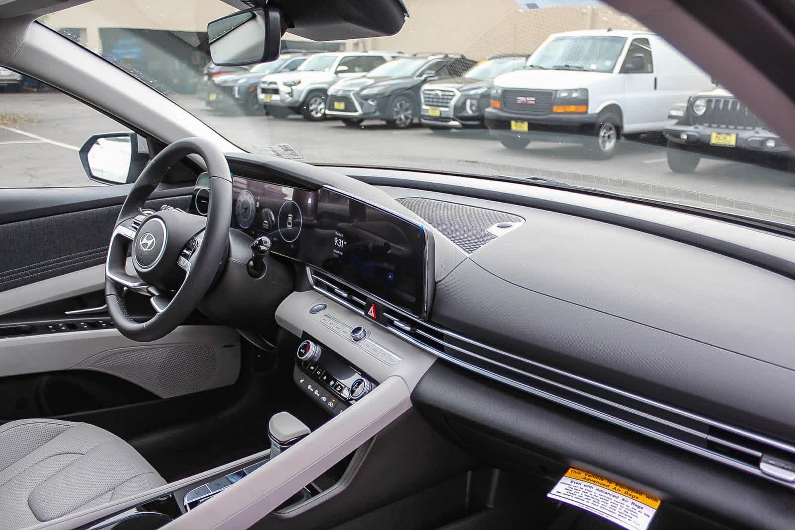 2026 Hyundai Elantra Limited - Photo 22