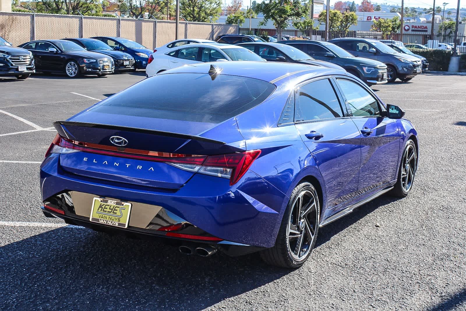 Thumbnail: 2023 Hyundai Elantra - 3