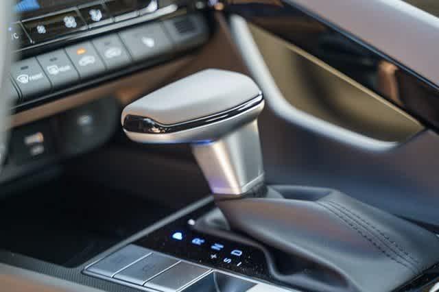 Thumbnail: 2024 Hyundai Elantra - 25