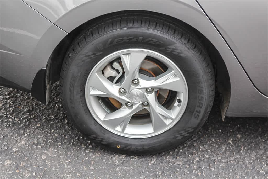 Thumbnail: 2023 Hyundai Elantra - 11