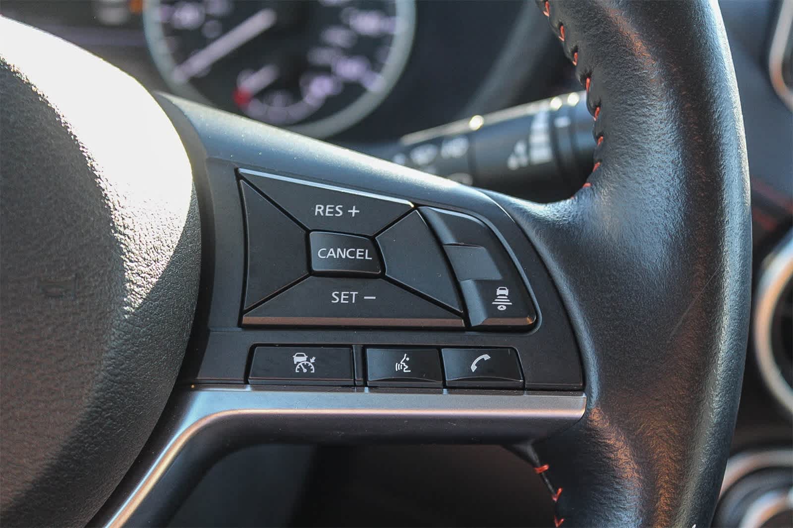 Thumbnail: 2023 Nissan Sentra - 33