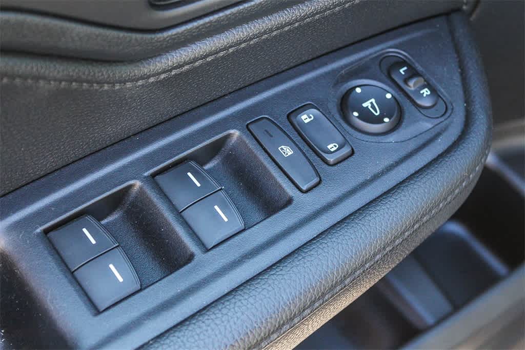 Thumbnail: 2022 Honda Odyssey - 27