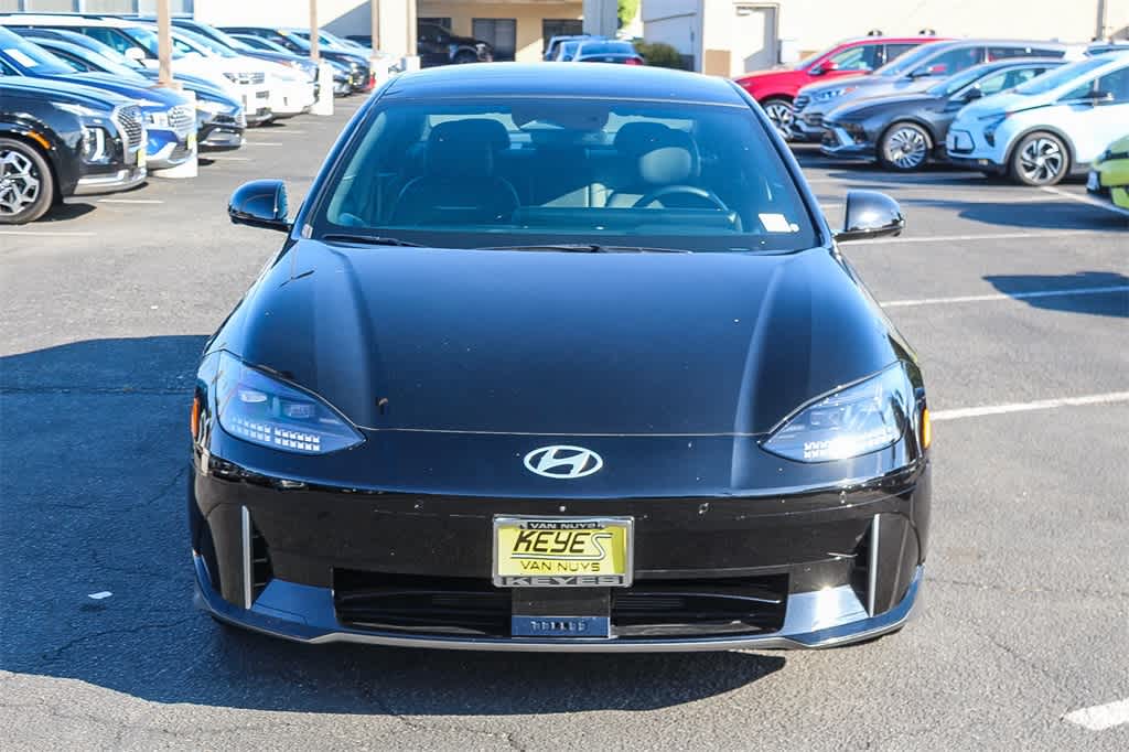 2023 Hyundai Ioniq 6 Limited photo 2