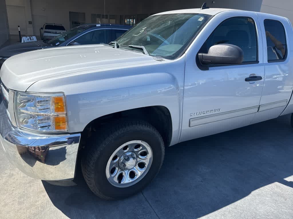 Thumbnail: 2013 Chevrolet Silverado 1500 - 11