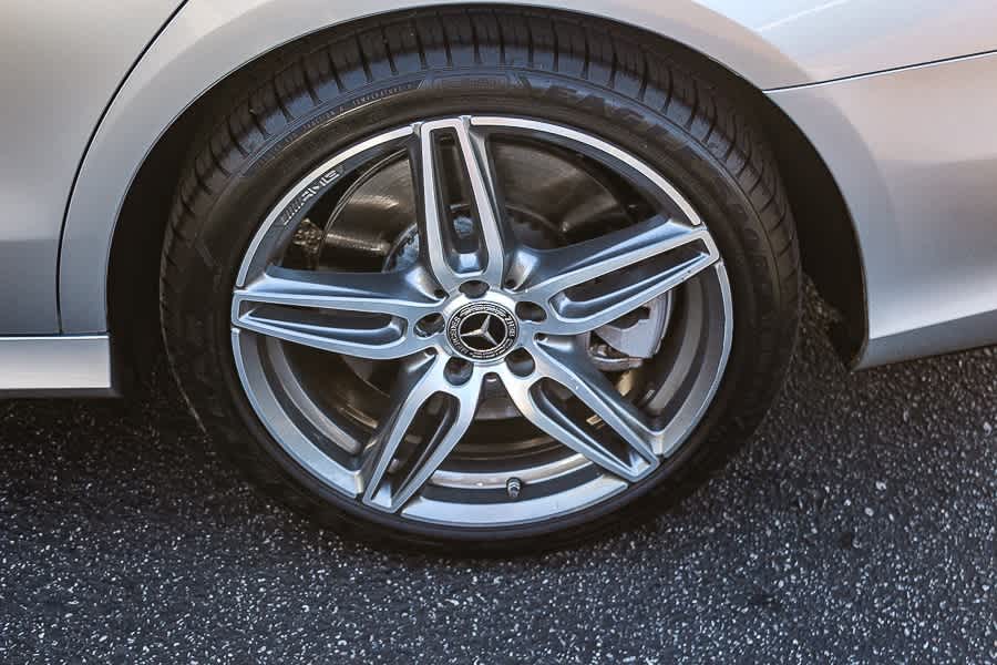 Thumbnail: 2019 Mercedes-Benz E-Class - 8