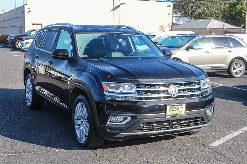 Thumbnail: 2018 Volkswagen Atlas - 3
