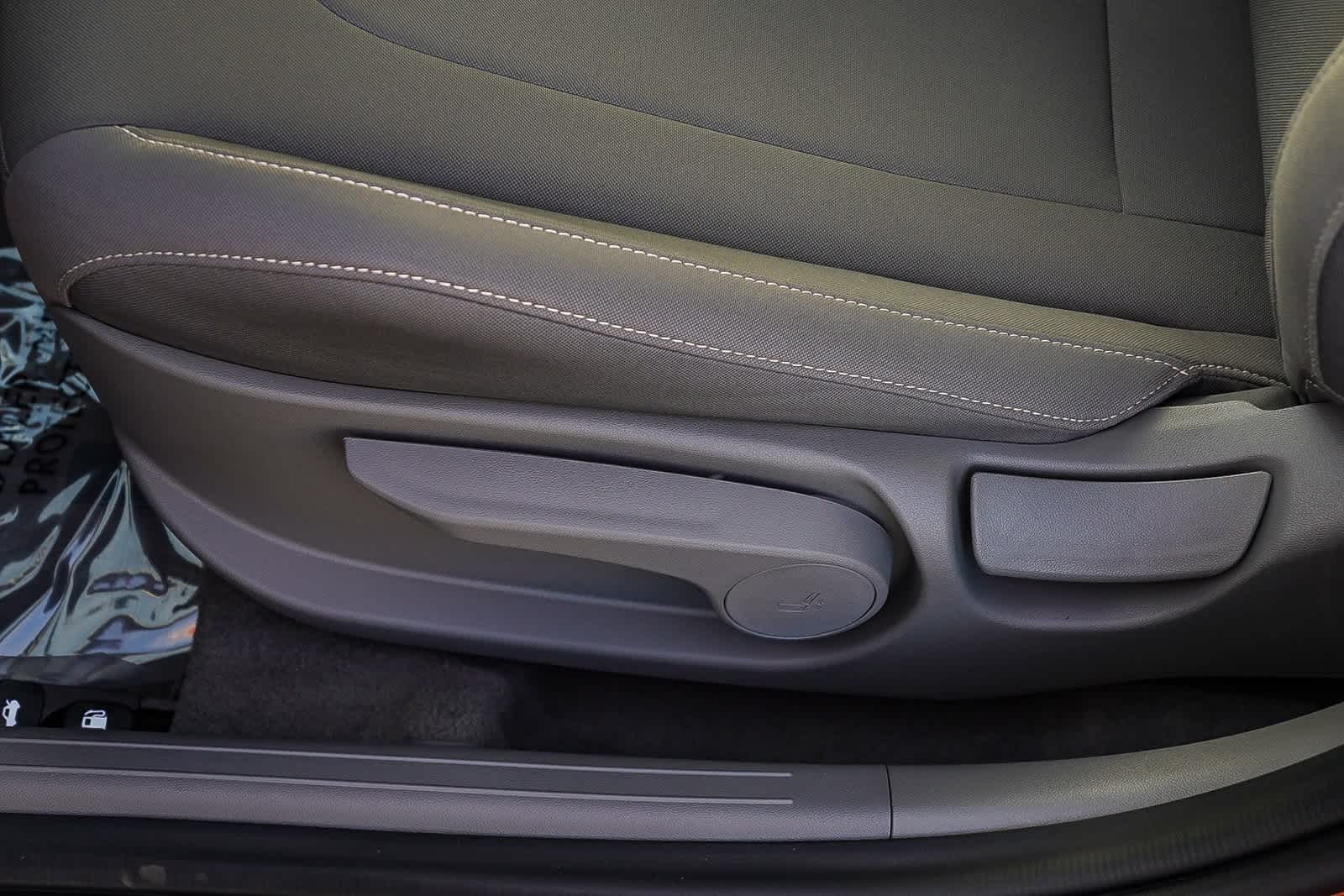 Thumbnail: 2025 Hyundai Elantra - 29