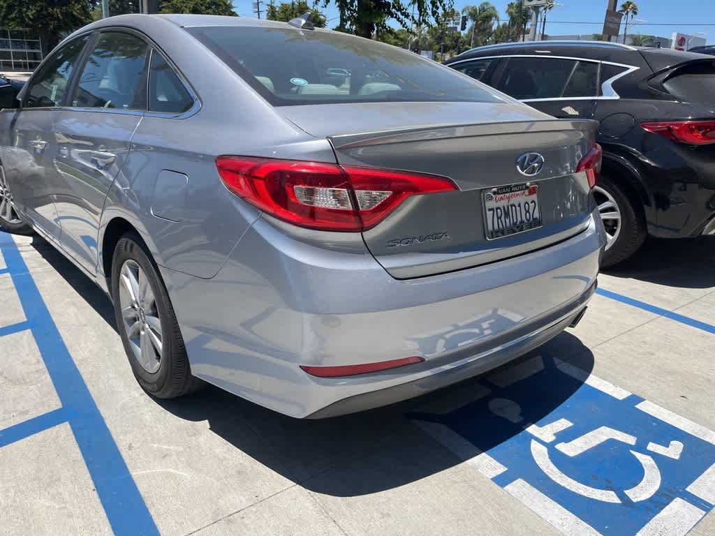 Thumbnail: 2016 Hyundai Sonata - 11