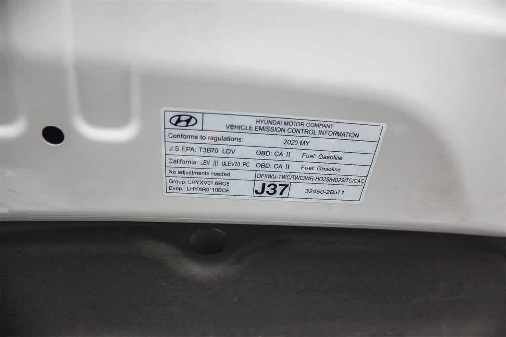 Thumbnail: 2020 Hyundai Veloster - 38