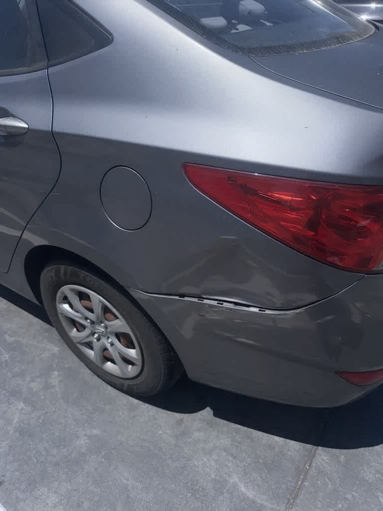 Thumbnail: 2013 Hyundai Accent - 17