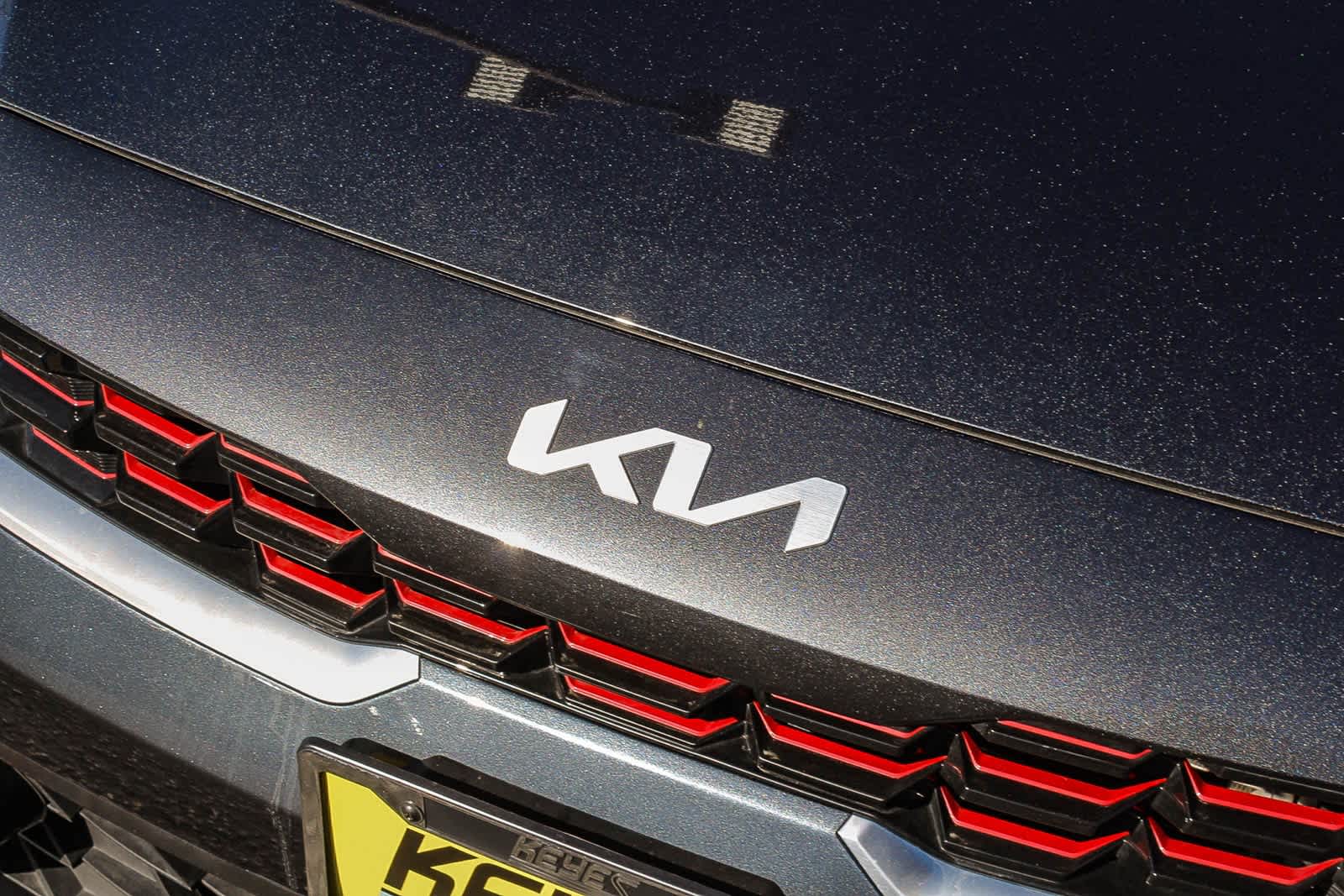 Thumbnail: 2023 Kia Forte - 17