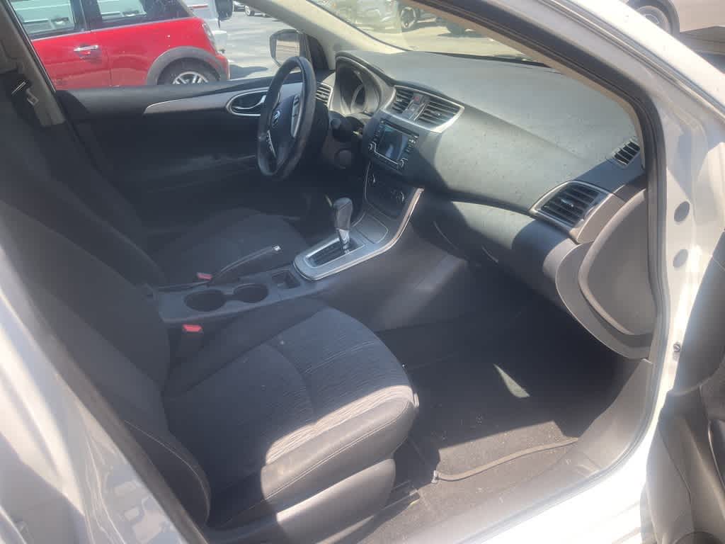 Thumbnail: 2015 Nissan Sentra - 14