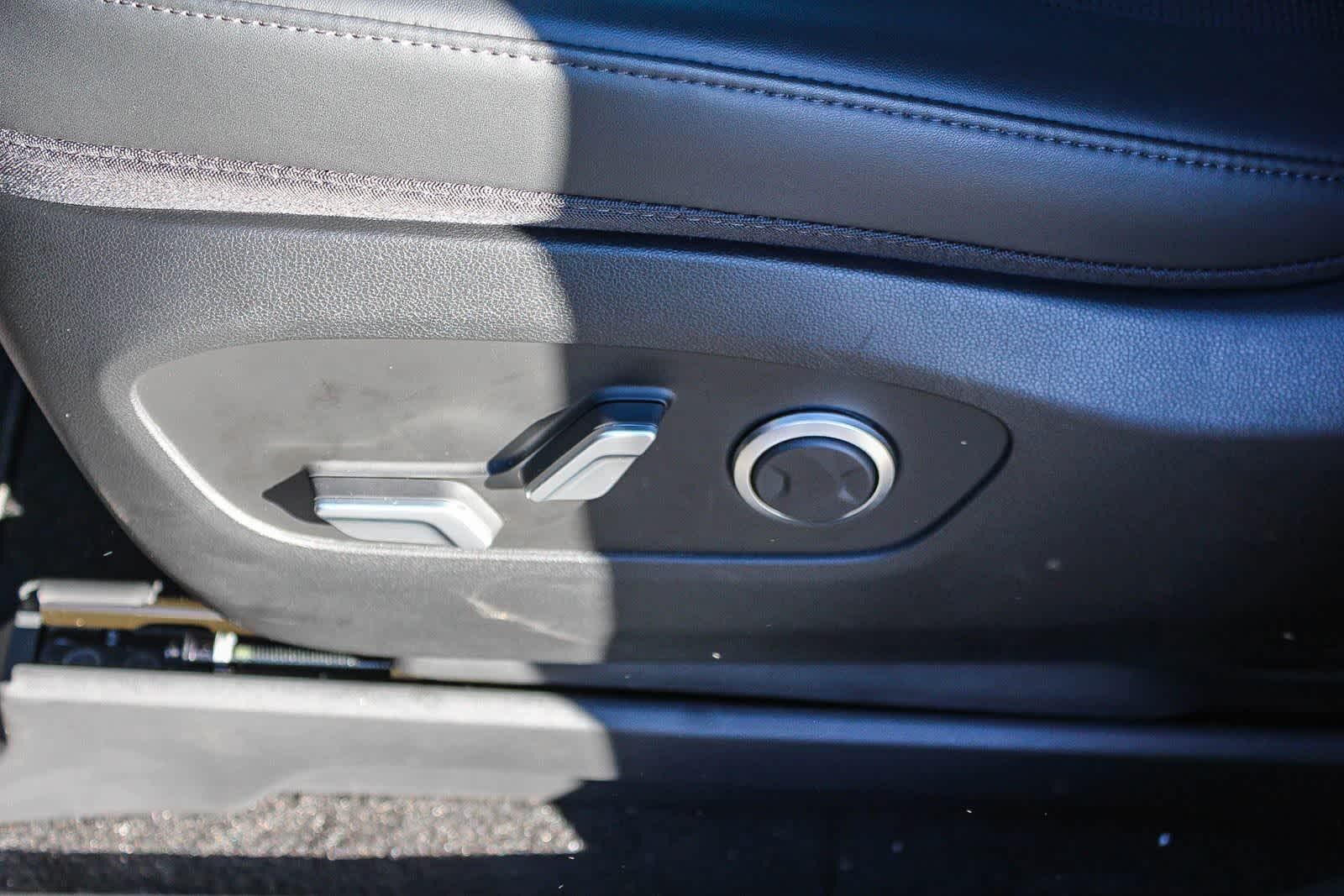 Thumbnail: 2026 Hyundai Ioniq - 28