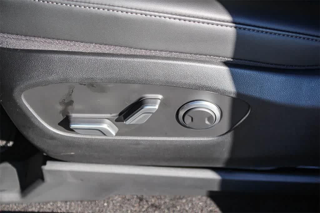 Thumbnail: 2026 Hyundai Ioniq - 23