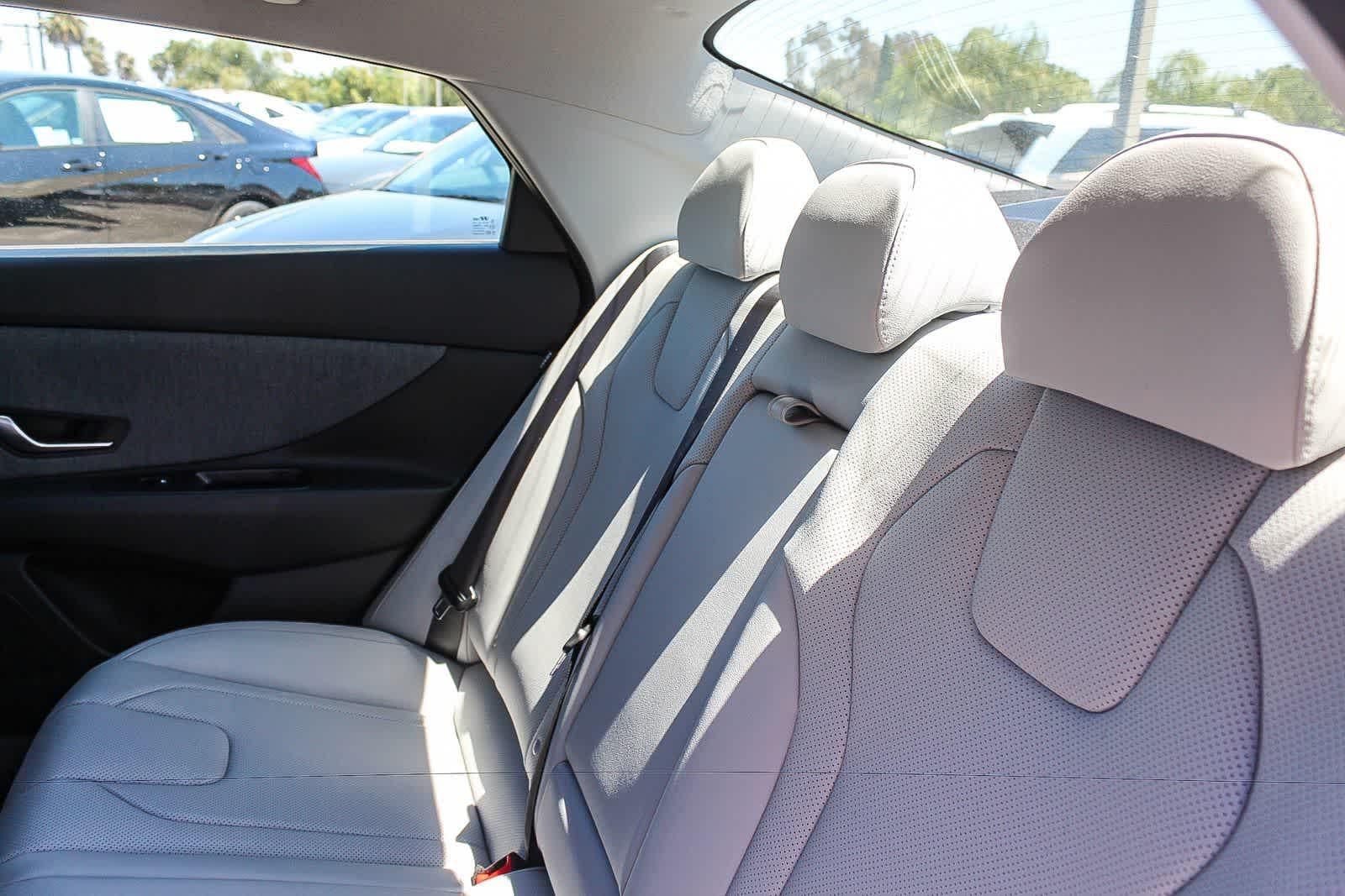 Thumbnail: 2026 Hyundai Elantra - 24