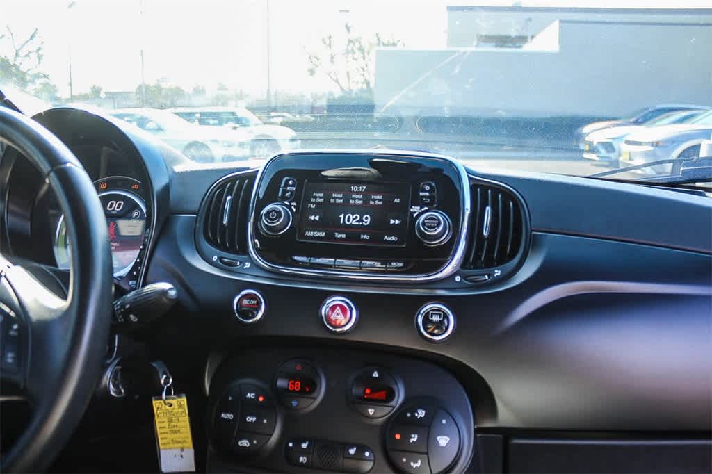 Thumbnail: 2019 Fiat 500e - 13