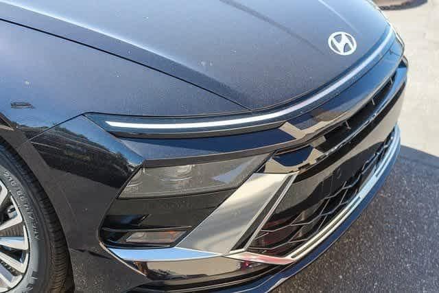 Thumbnail: 2025 Hyundai Sonata - 10
