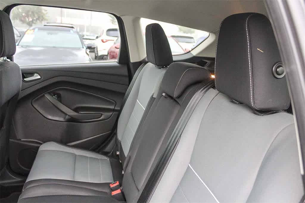 Thumbnail: 2015 Ford Escape - 22