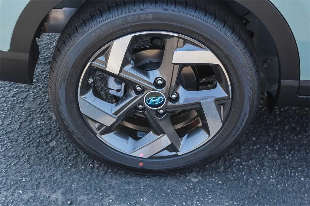 Thumbnail: 2025 Hyundai Venue - 8