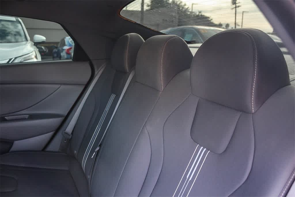 Thumbnail: 2023 Hyundai Elantra - 18