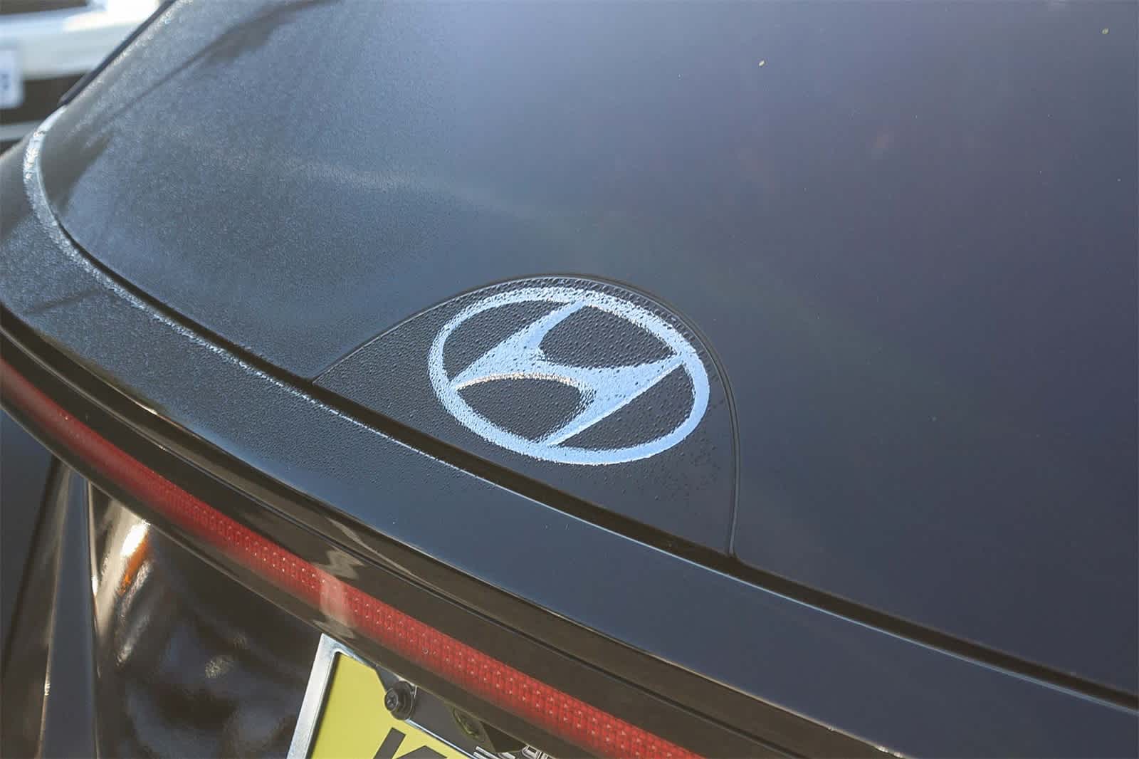 Thumbnail: 2022 Hyundai Tucson - 11