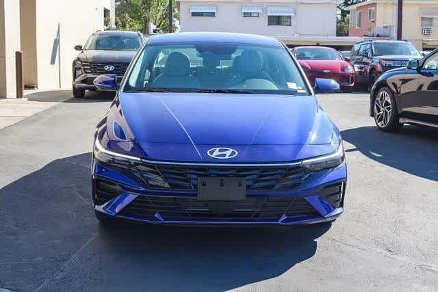 Thumbnail: 2025 Hyundai Elantra - 2