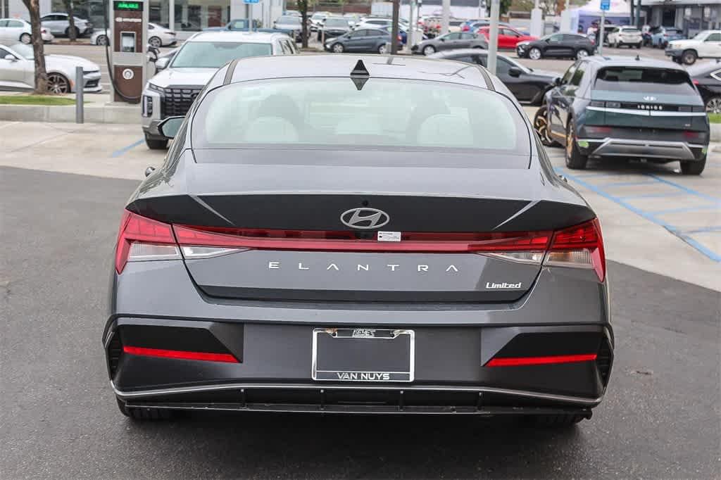 Thumbnail: 2025 Hyundai Elantra - 5