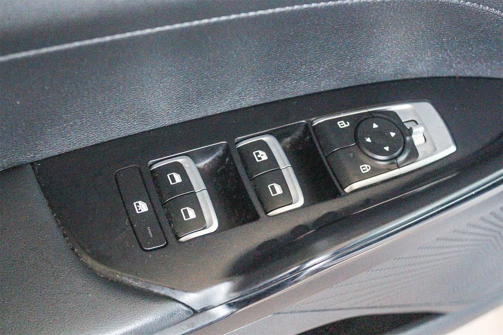 Thumbnail: 2021 Kia K5 - 28