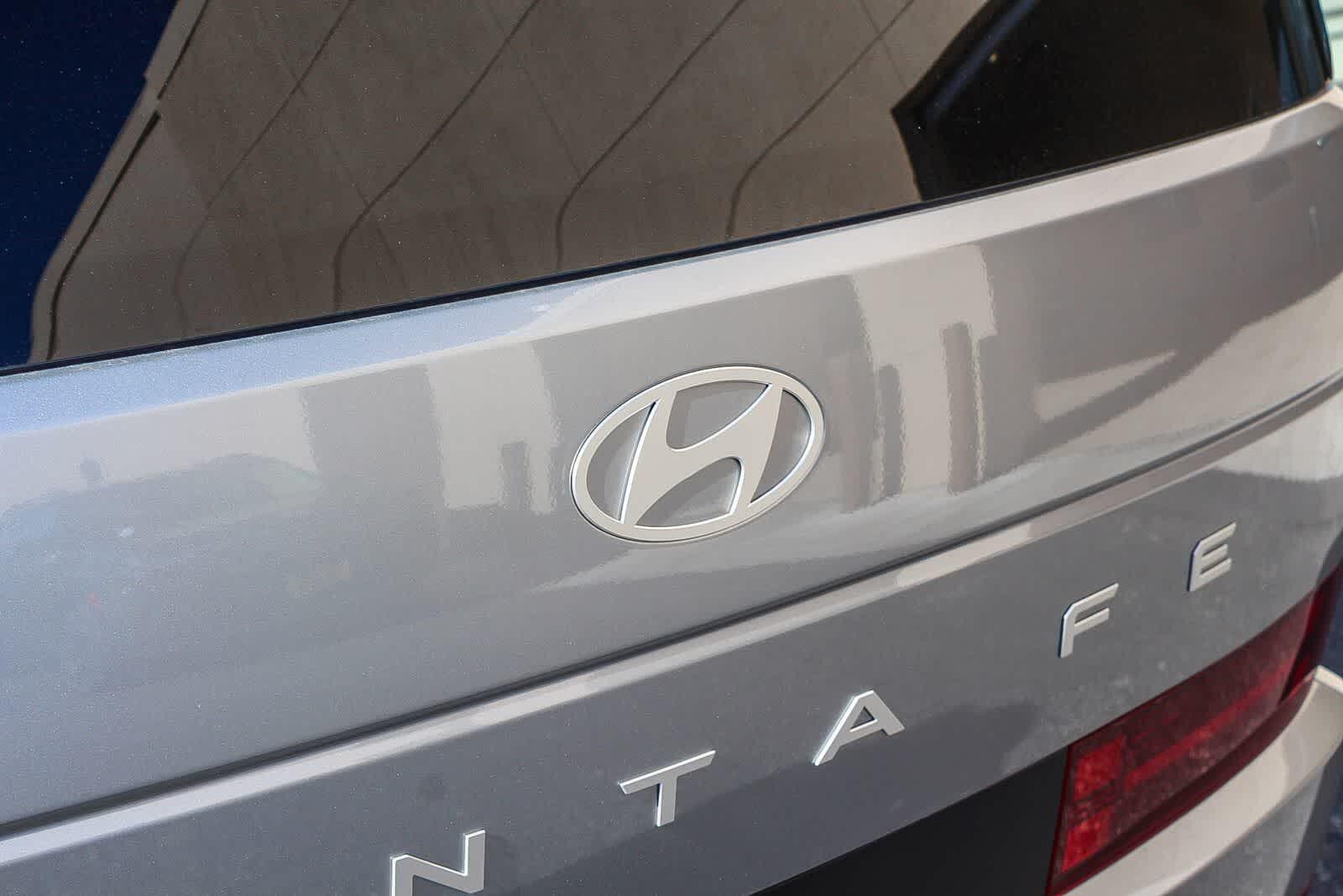 Thumbnail: 2026 Hyundai Santa Fe - 14