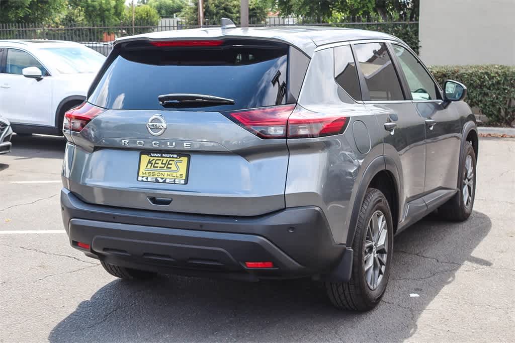 Thumbnail: 2021 Nissan Rogue - 4