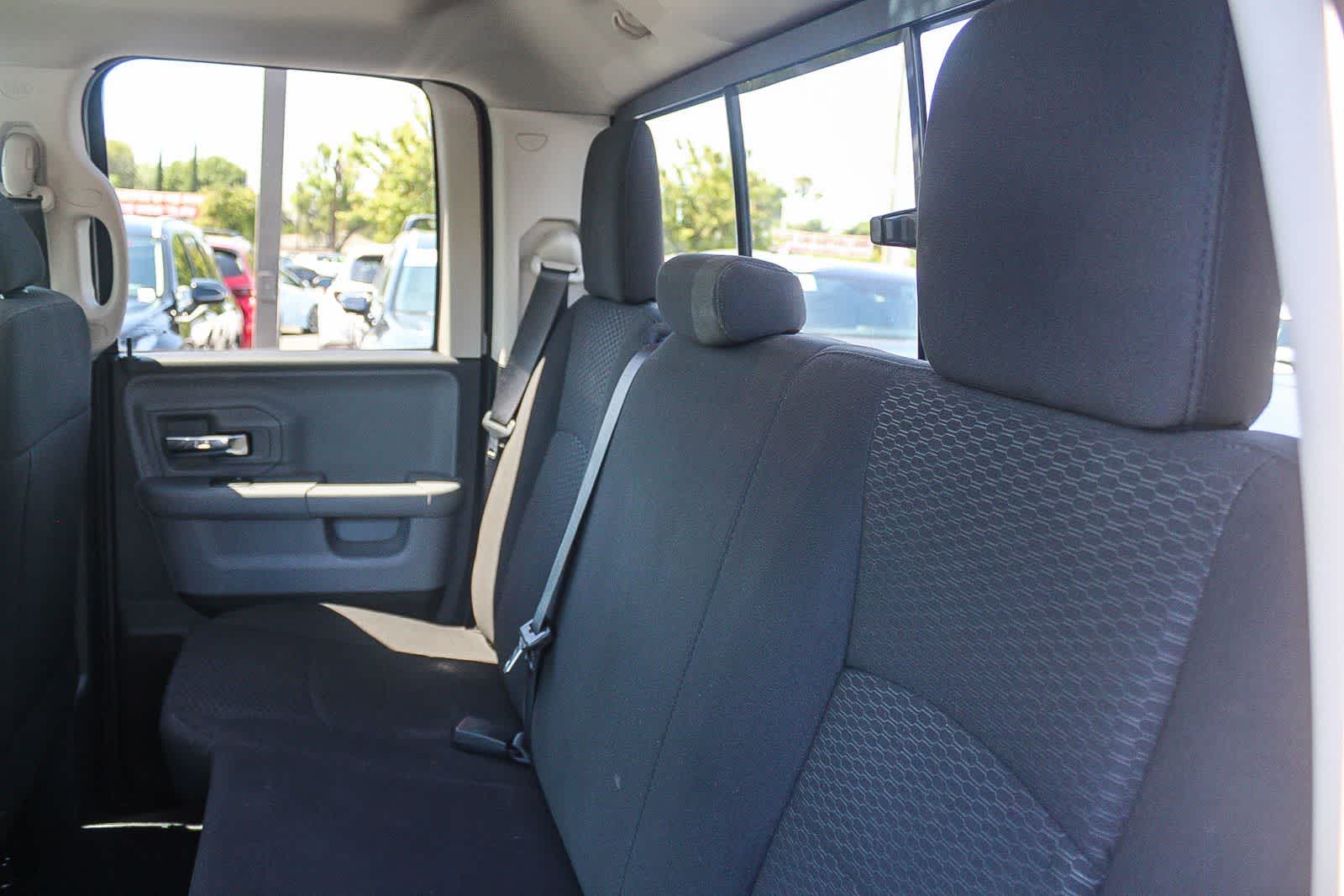 Thumbnail: 2020 RAM 1500 Classic - 23