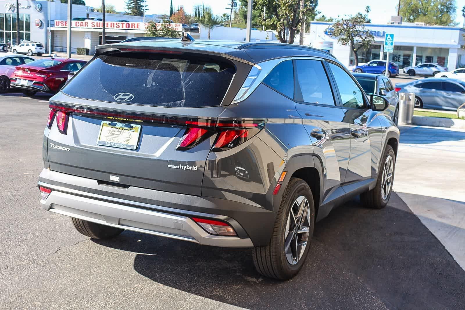 Thumbnail: 2026 Hyundai Tucson - 4