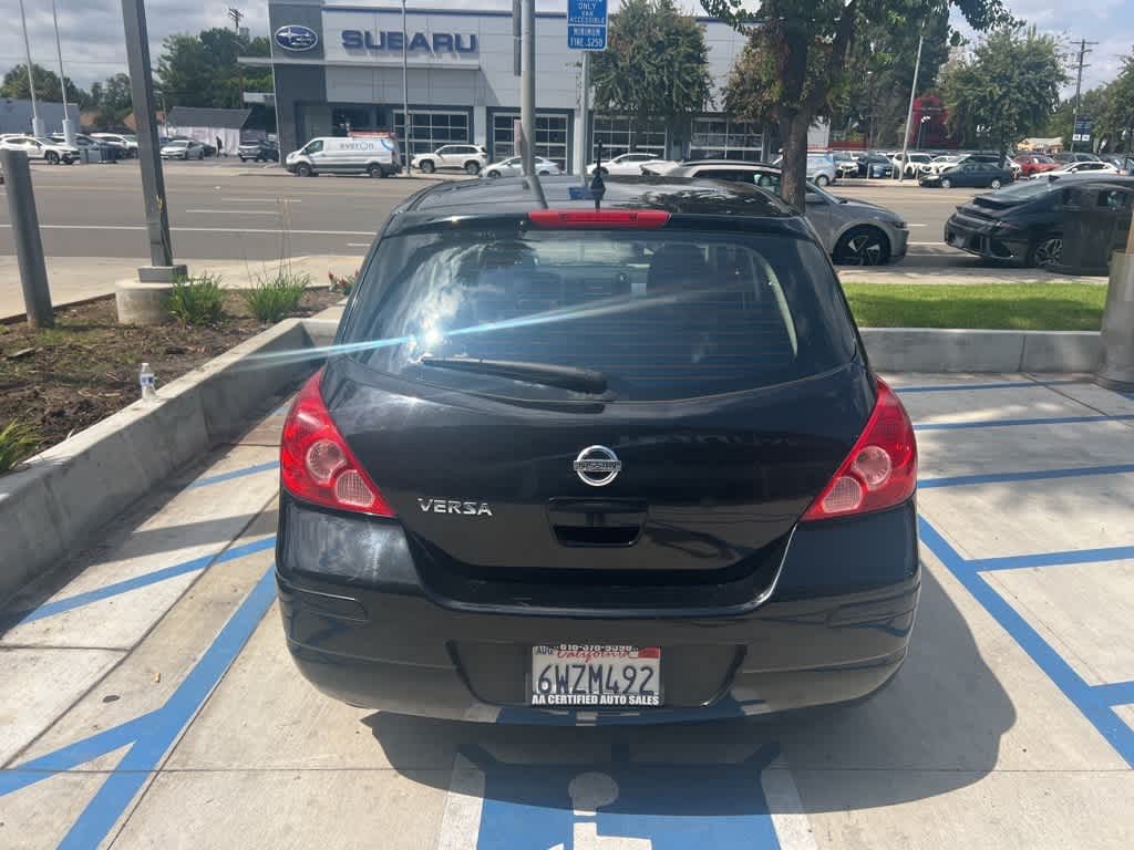 Thumbnail: 2012 Nissan Versa - 6