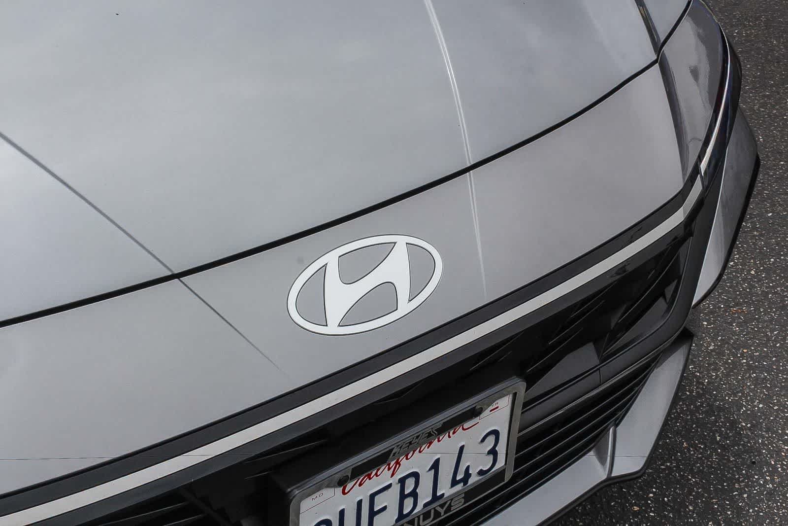 Thumbnail: 2025 Hyundai Elantra - 14