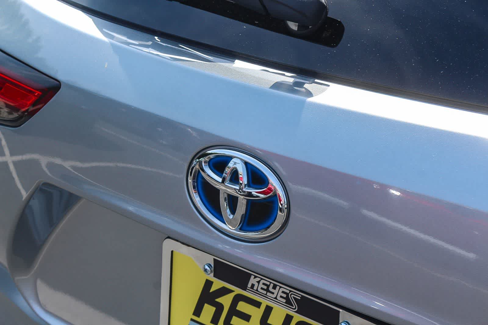 Thumbnail: 2021 Toyota Highlander - 11