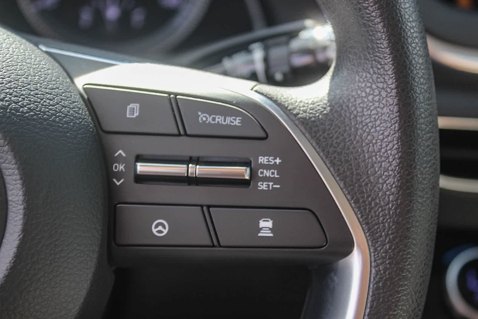 Thumbnail: 2023 Hyundai Sonata - 32