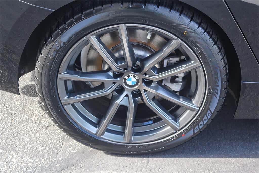 Thumbnail: 2019 BMW 3 Series - 8